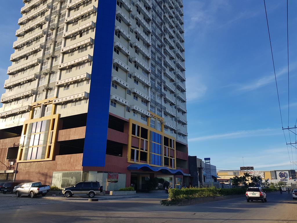 Feel Great Stay Condotels - San Marino Cebu Exterior photo