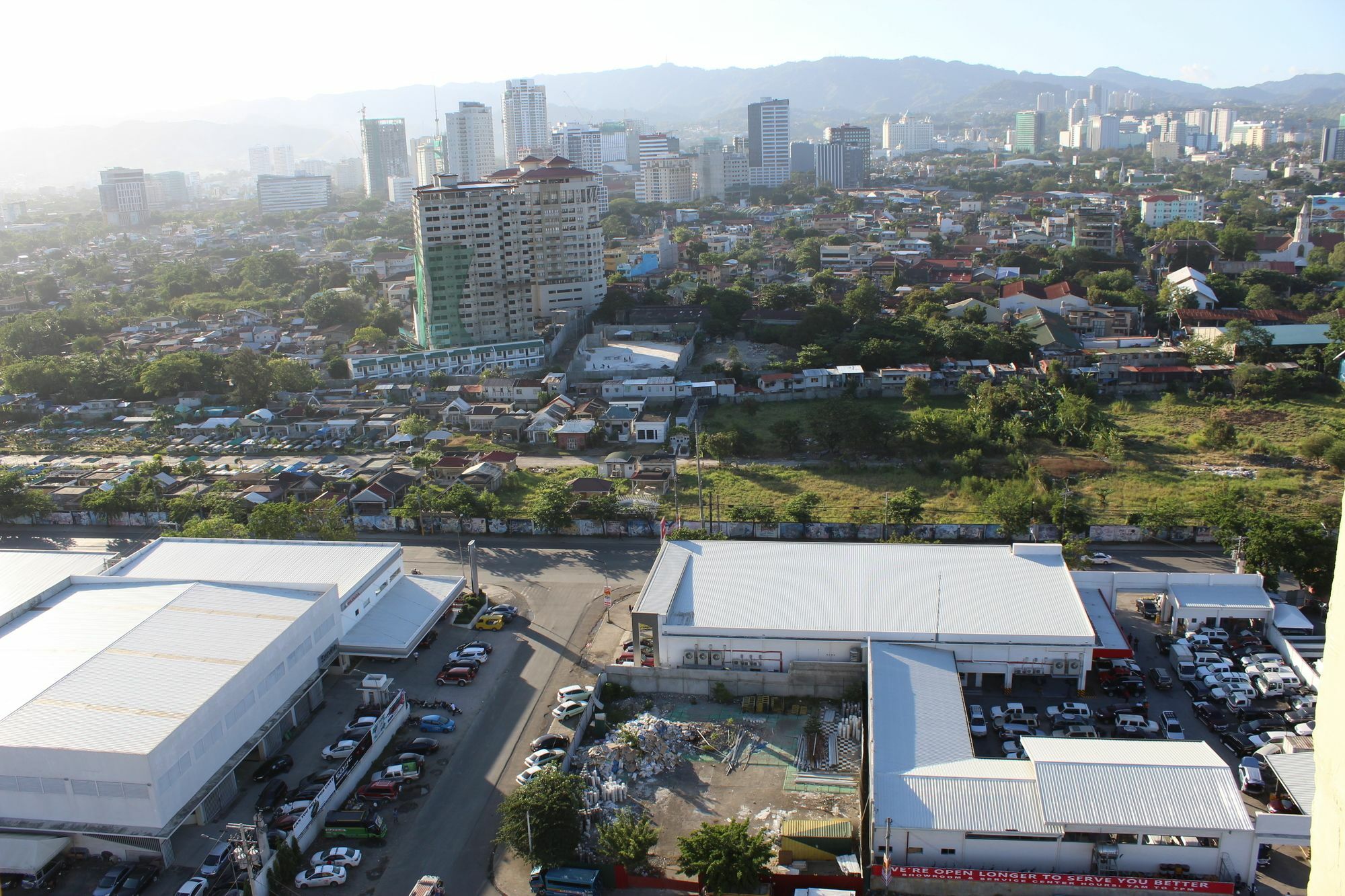 Feel Great Stay Condotels - San Marino Cebu Exterior photo