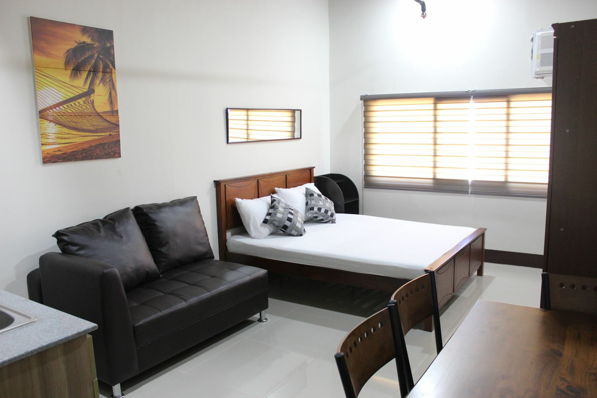 Feel Great Stay Condotels - San Marino Cebu Exterior photo